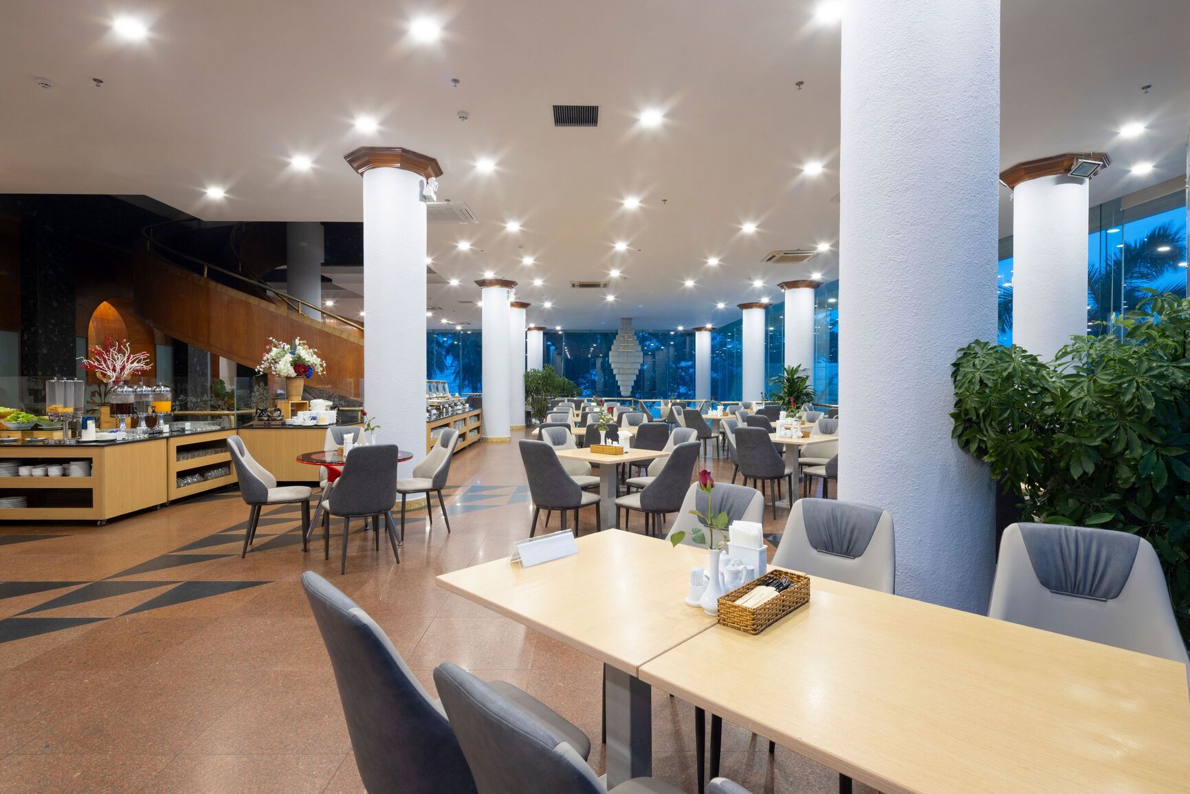 Lodge Restaurant